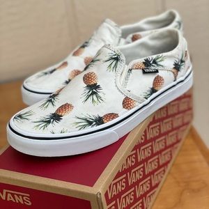 Rare Vans Pineapple slip on!